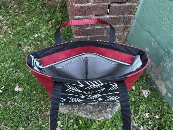 Arrow Everyday Tote - Image 5