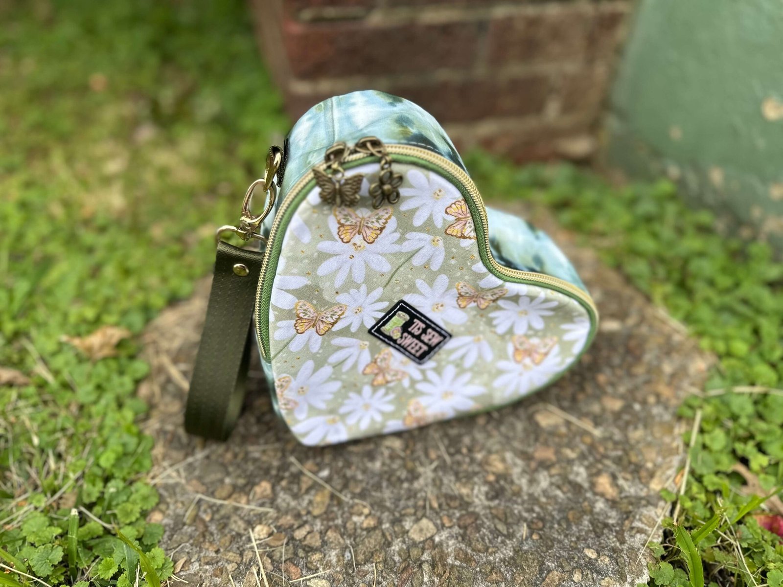 Butterfly and Daisies Lil Heartbreaker Wristlet - Image 11