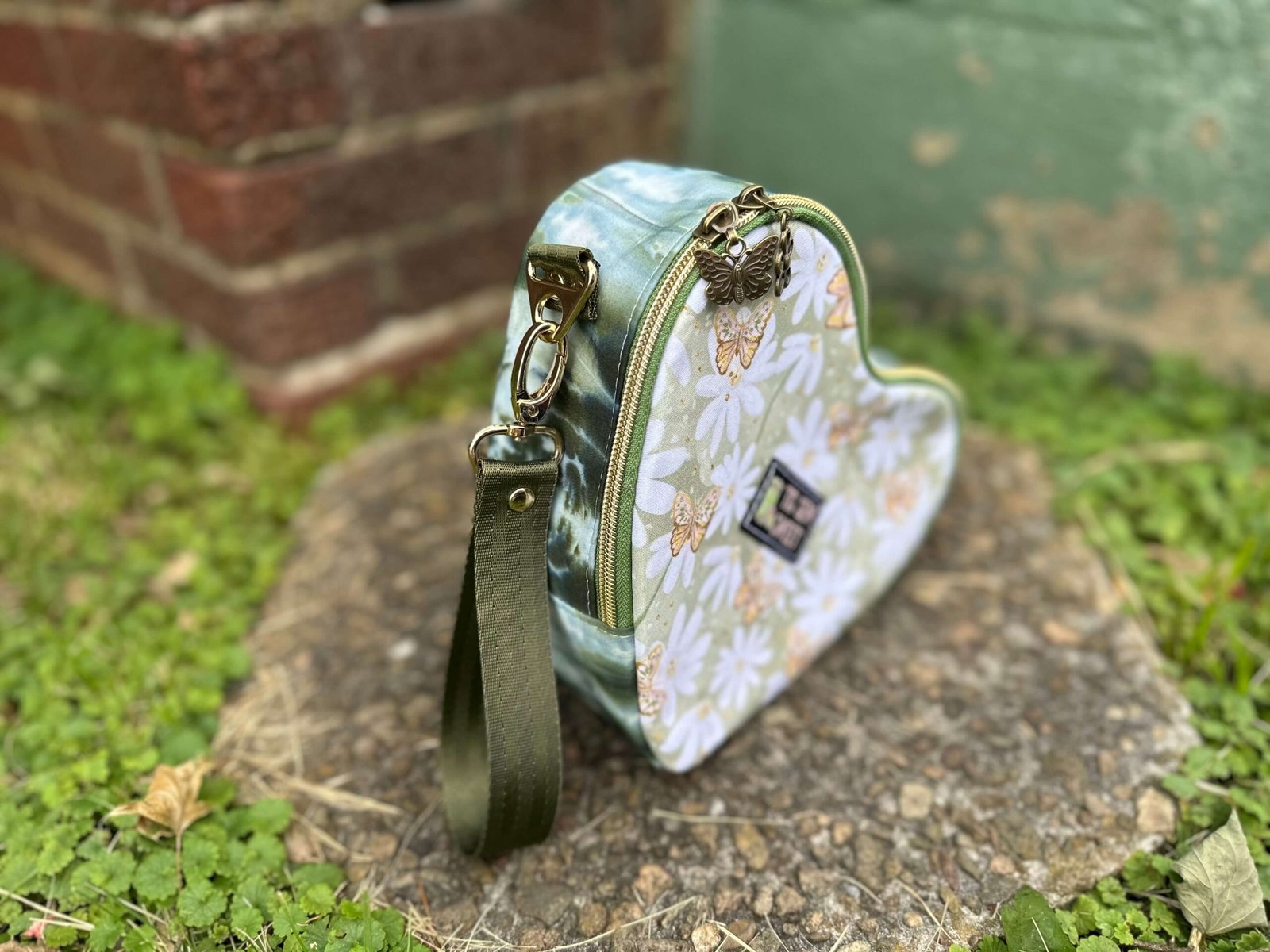 Butterfly and Daisies Lil Heartbreaker Wristlet - Image 10