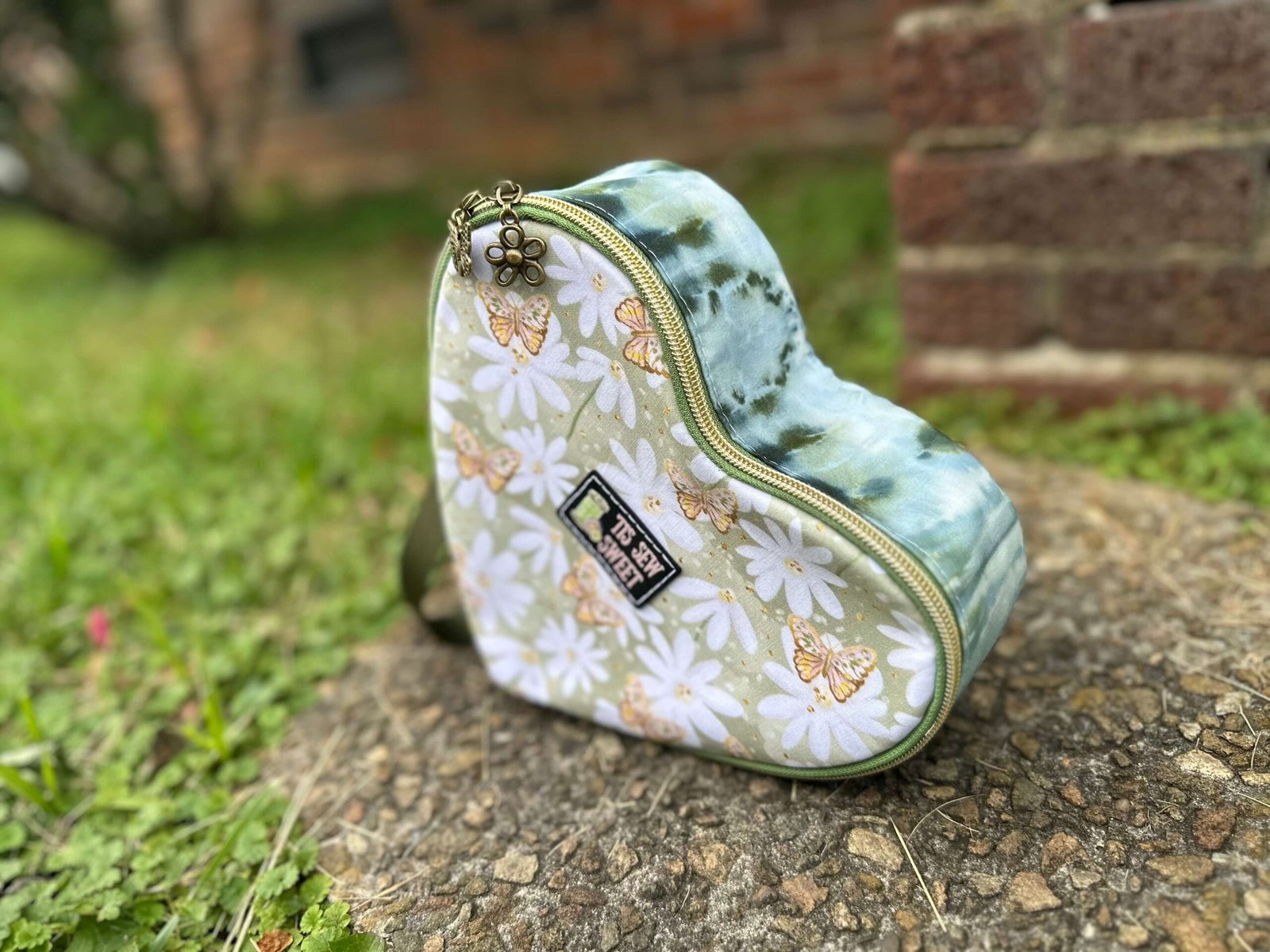 Butterfly and Daisies Lil Heartbreaker Wristlet - Image 9