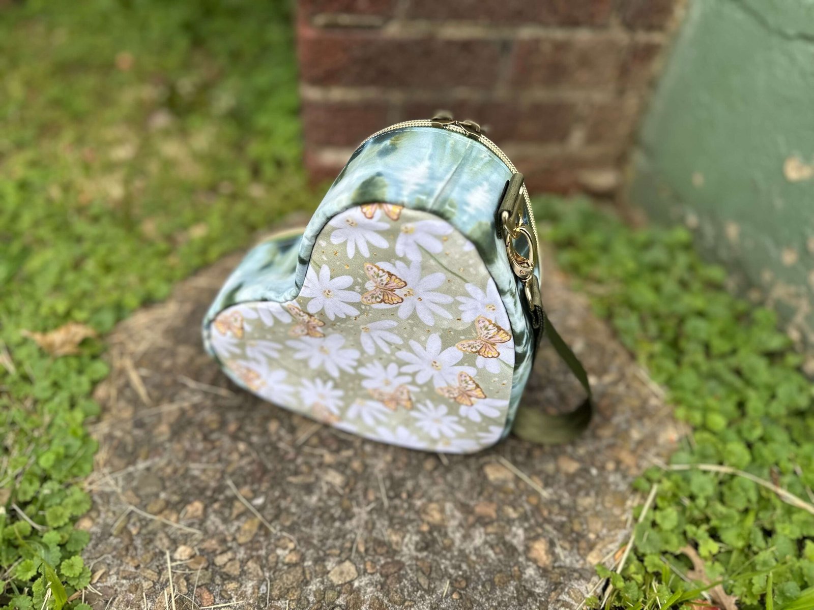 Butterfly and Daisies Lil Heartbreaker Wristlet - Image 7